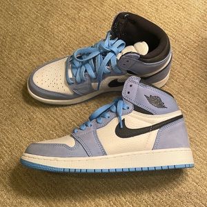 Jordan 1 Retro Carolinas